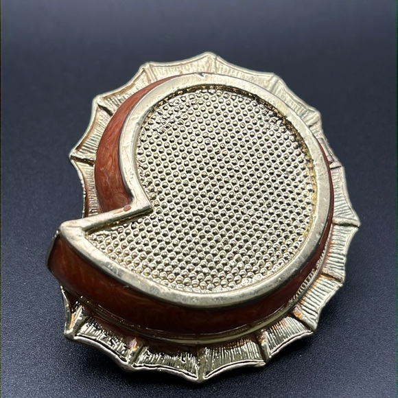 Nautilus shell enamel and rhinestone trinket box 2 x. 2.5 inches beachy colors - Picture 4 of 14